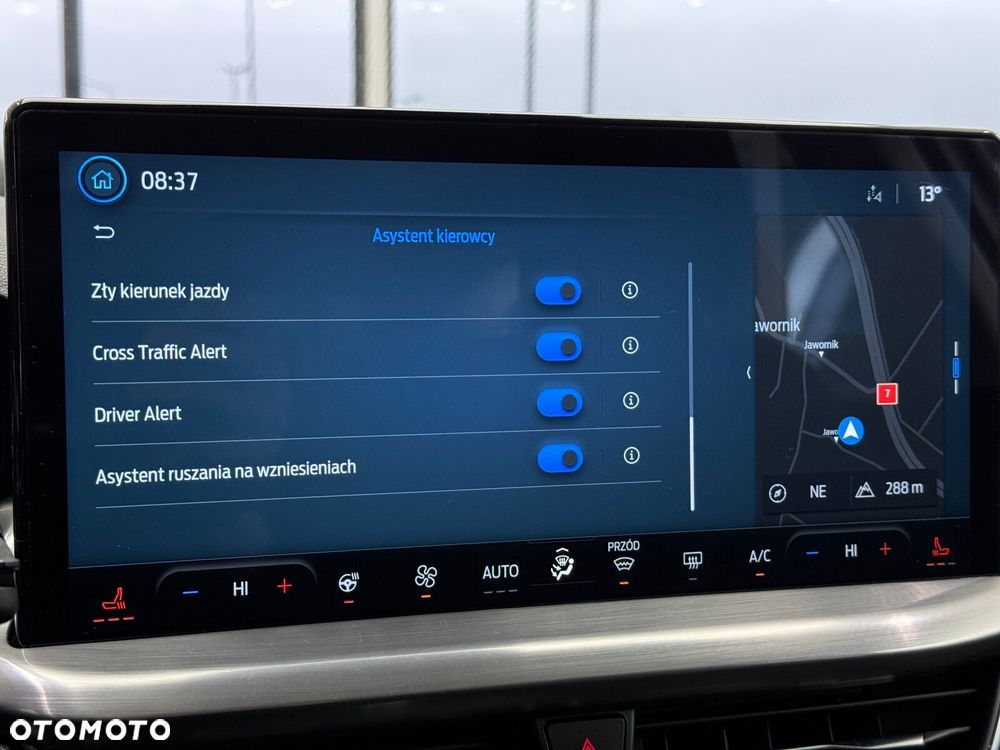 Ford Focus 1.0 EcoBoost Titanium - 36