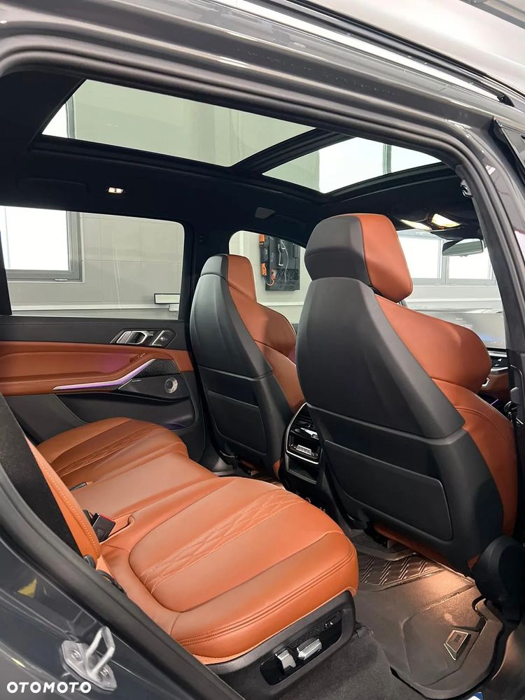 BMW X7 M50d sport - 22