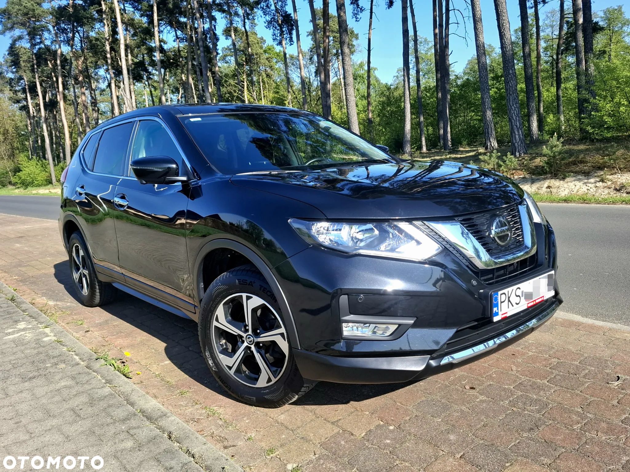 Nissan X-Trail - 1