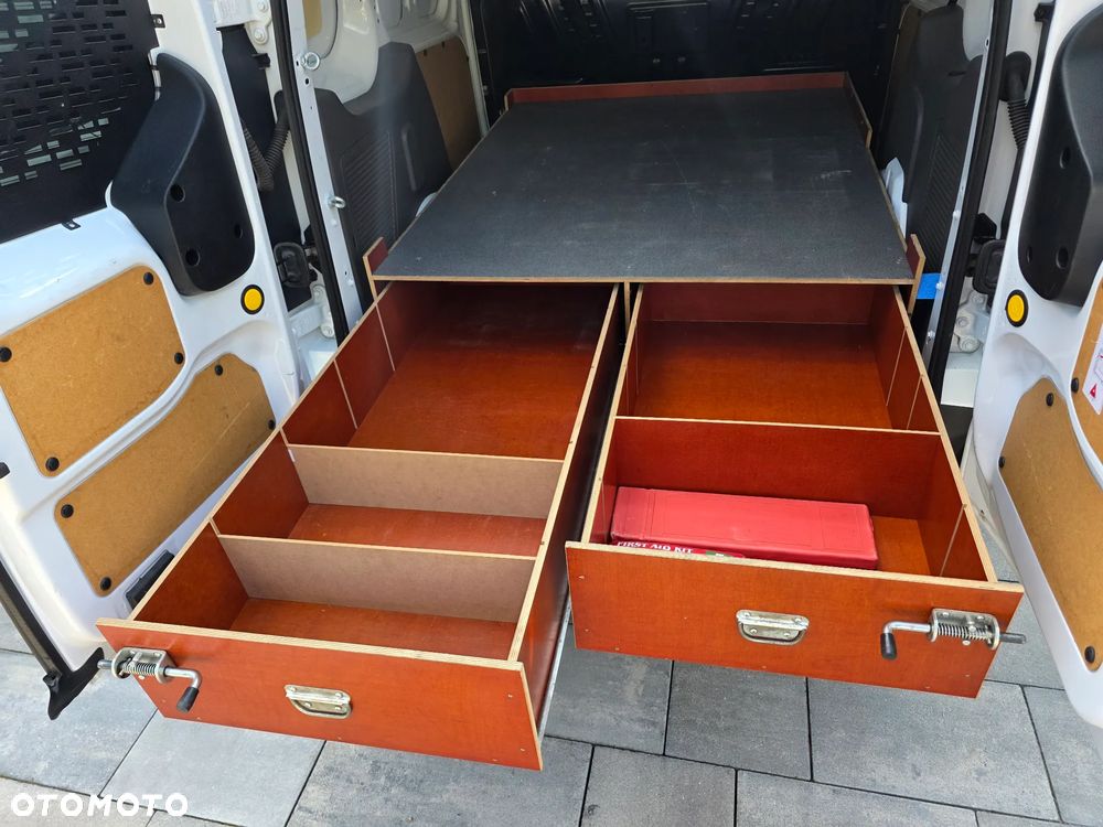 Ford TRANSIT CONNECT - 18