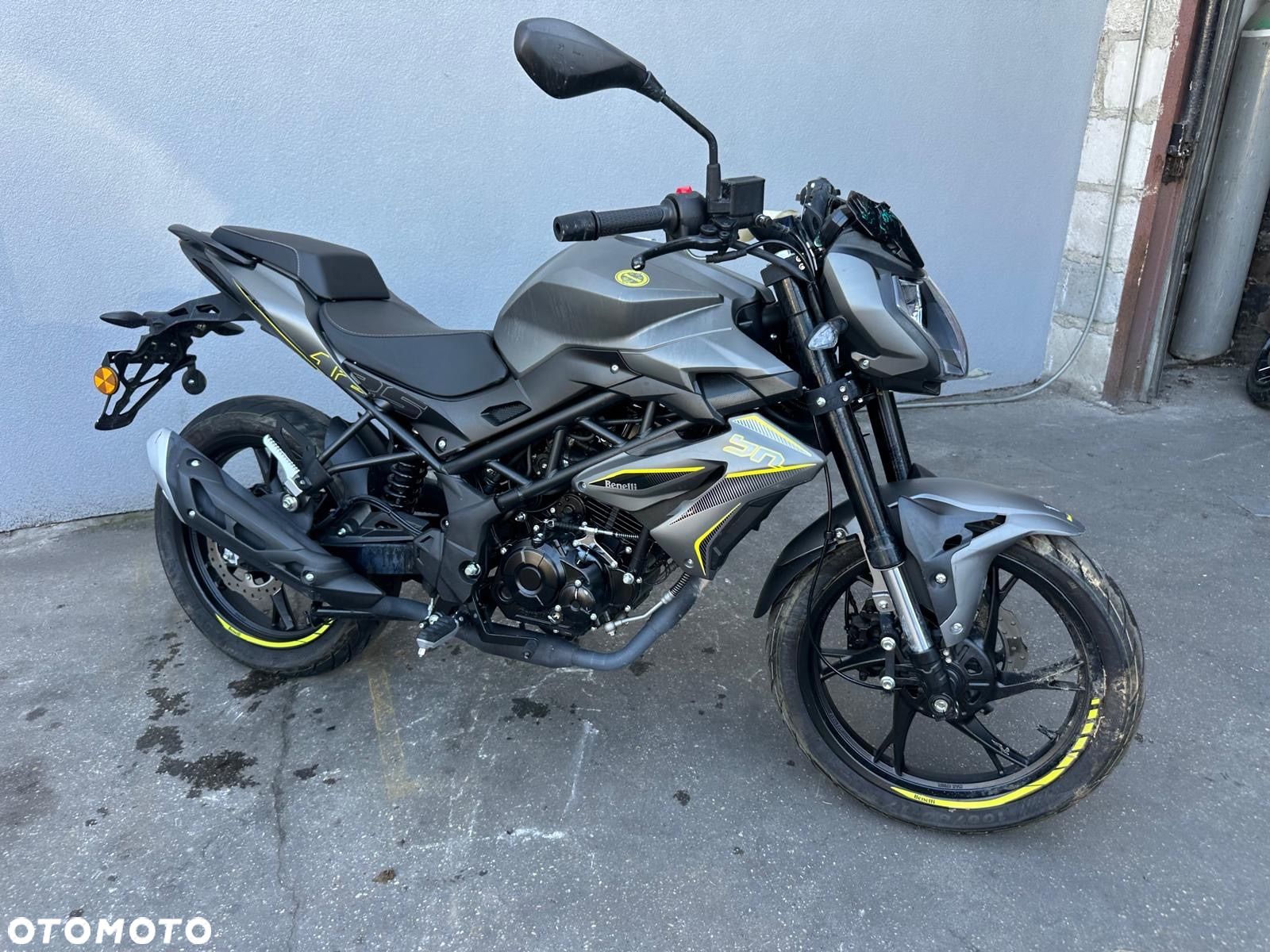 Benelli BN 125 - 1