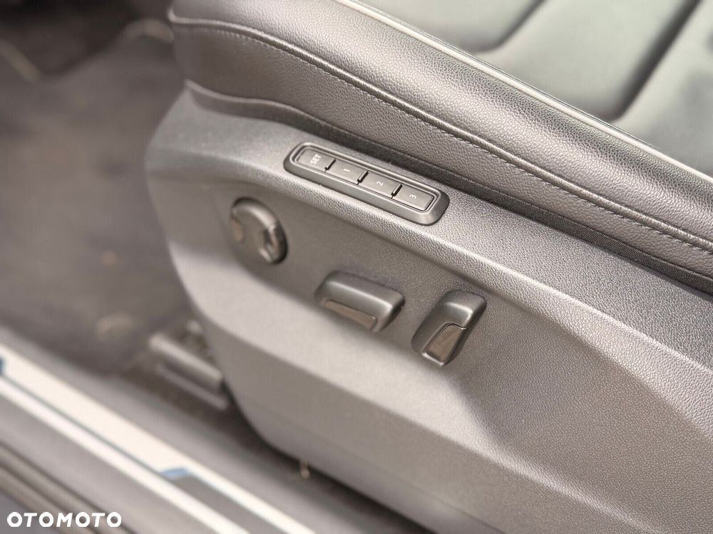 Volkswagen Tiguan - 15