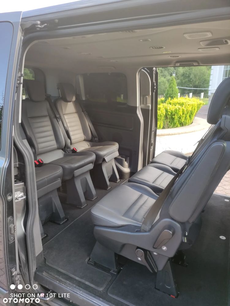Ford Tourneo Custom 2.0 EcoBlue L1 Titanium - 11