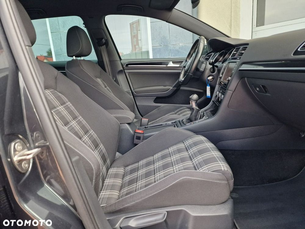 Volkswagen Golf GTD (BlueMotion Technology) - 21