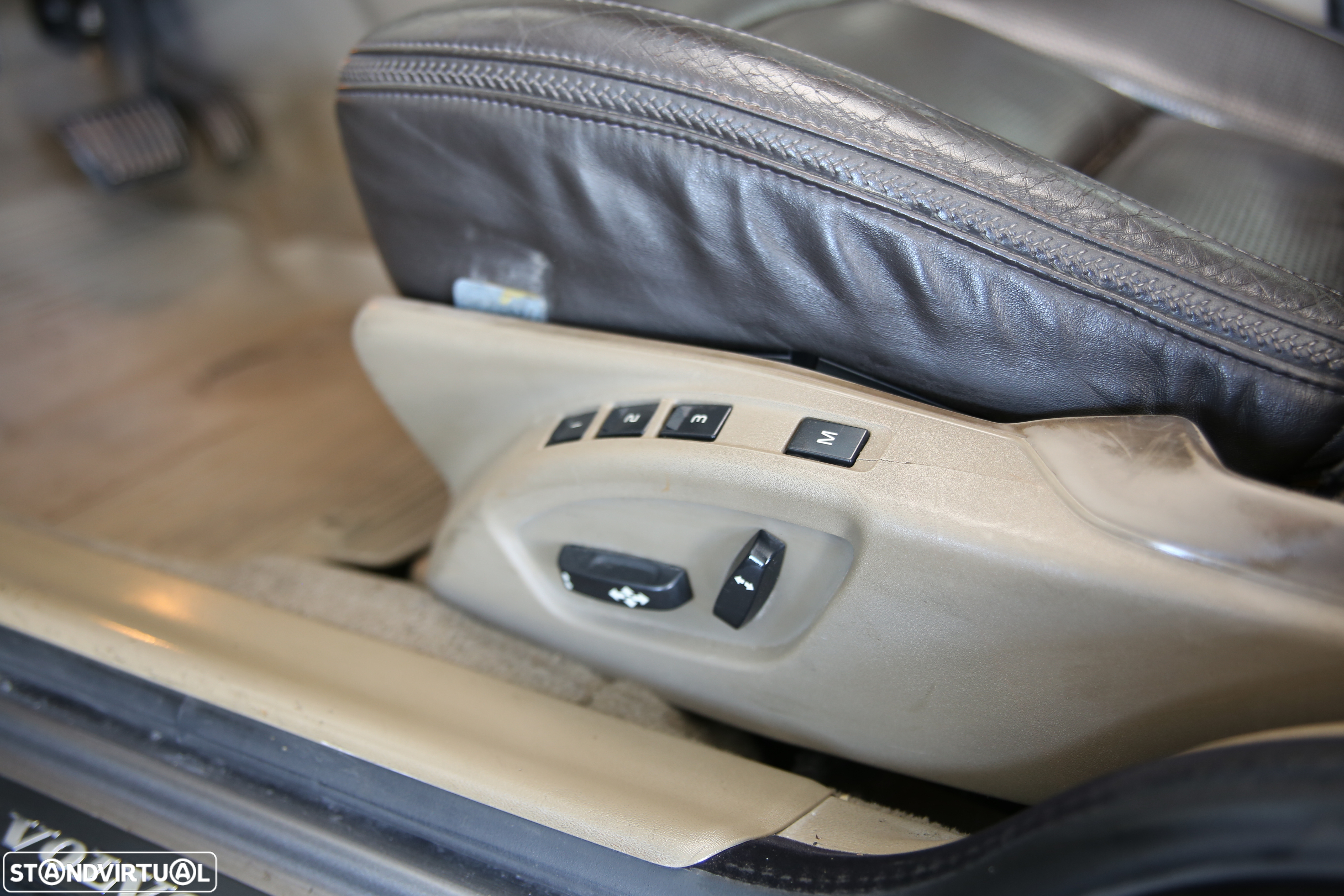 Volvo XC 70 D5 AWD Aut. Summum - 23