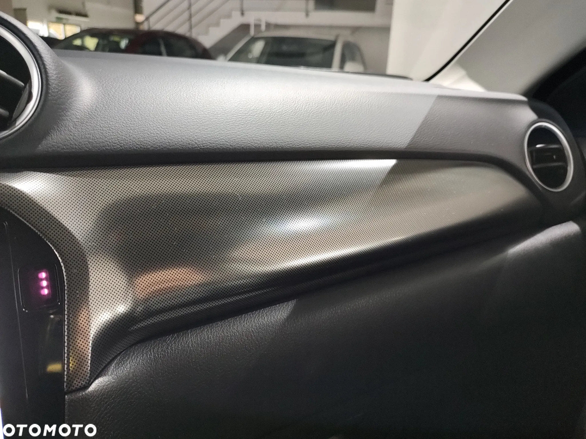 Suzuki Vitara 1.5 DualJet Hybrid Elegance 2WD AGS - 37
