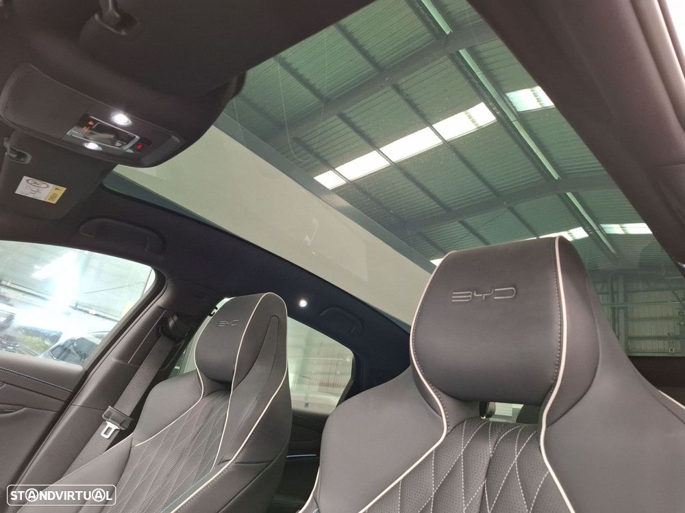 BYD Seal 82.5 kWh AWD Excellence — fotografia 27
