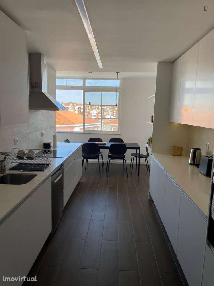 Quarto - localizado em Montes Claros Coimbra - Grande imagem: 4/8