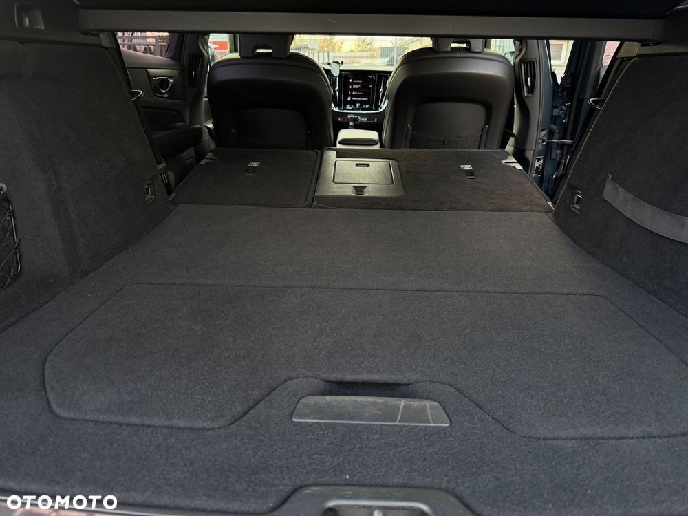 Volvo V60 D4 Inscription - 36