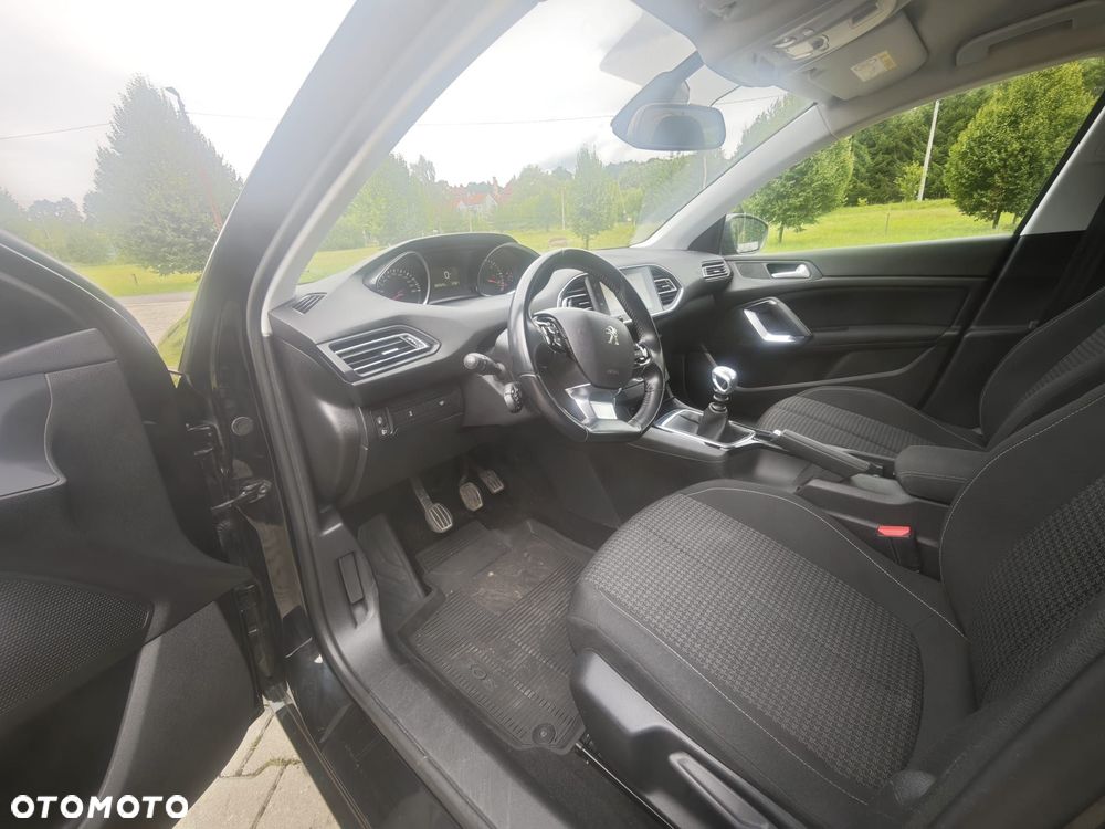 Peugeot 308 1.5 BlueHDi Active S&S - 23