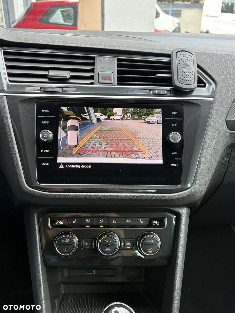 Volkswagen Tiguan - 27