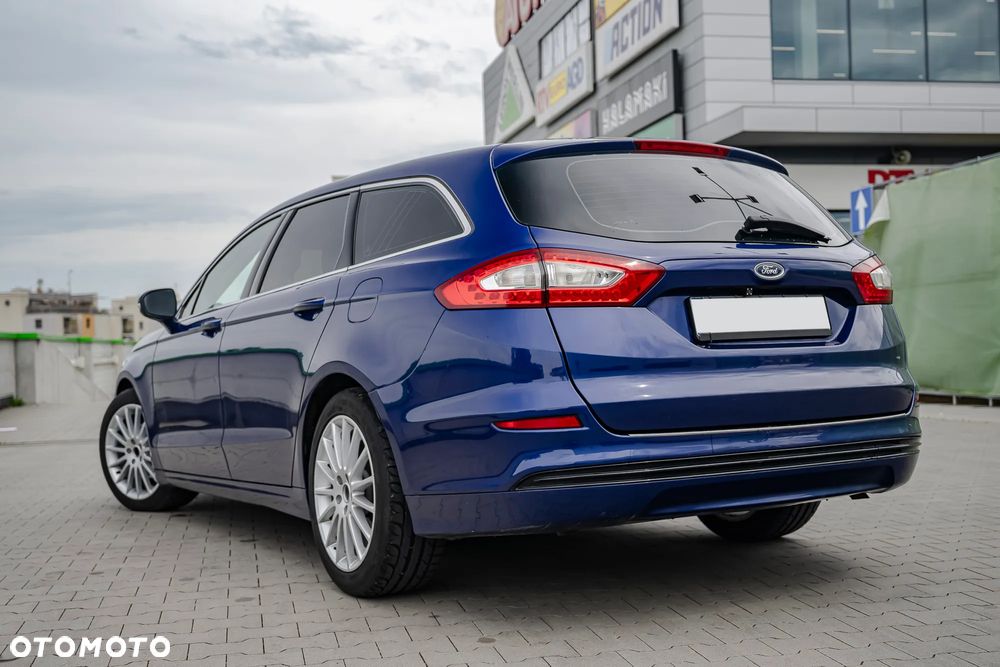 Ford Mondeo 2.0 TDCi Titanium PowerShift - 11