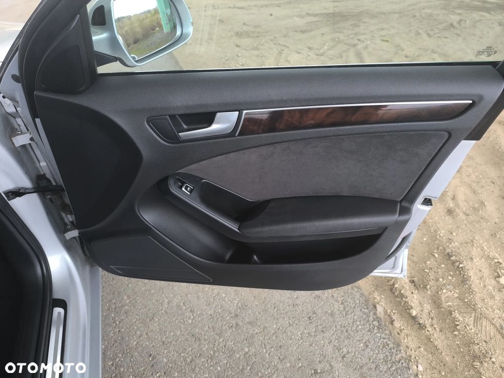 Audi A4 Limousine 1.8 TFSI Attraction - 12