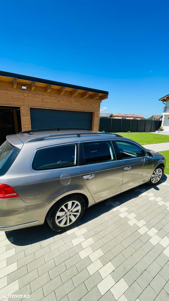 Volkswagen Passat 2.0 TDI BlueMotion Technology Exclusive - 8