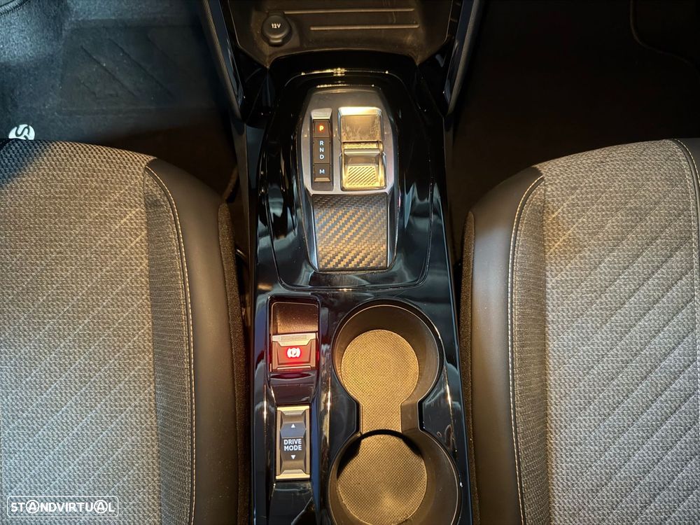 Peugeot 208 1.2 Hybrid Allure e-DCS6 - 12