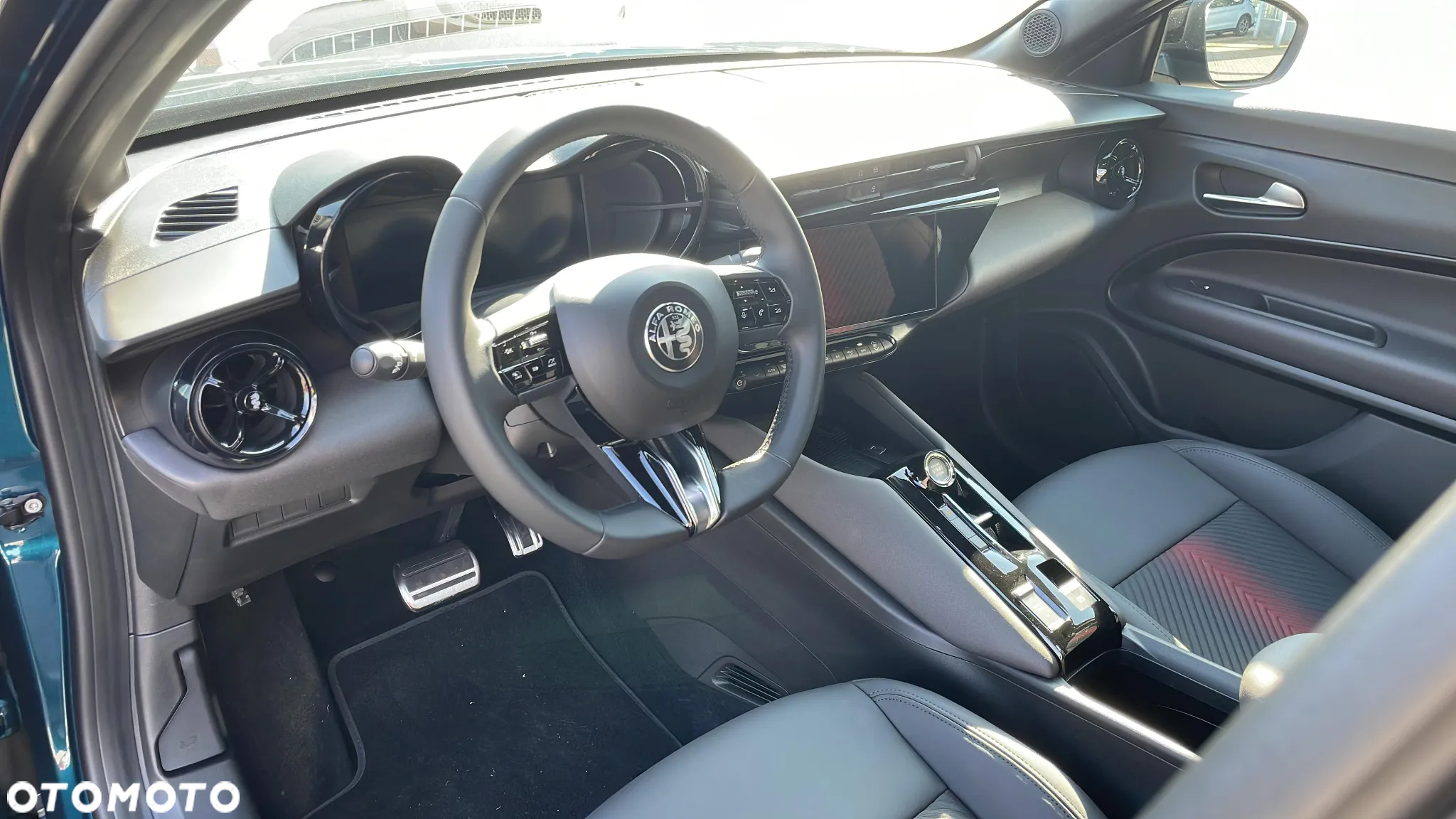 Alfa Romeo Junior 54kWh Elettrica Speciale - 14