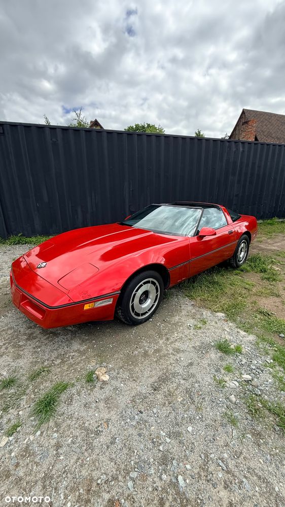 Chevrolet Corvette - 24