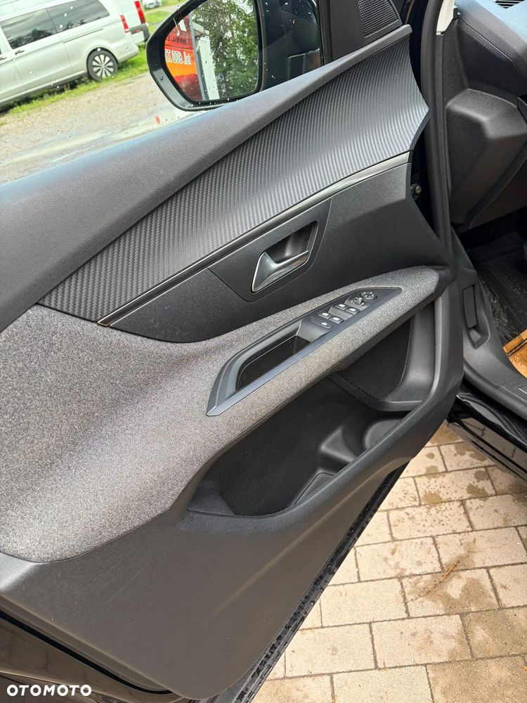 Peugeot 3008 1.5 BlueHDi Allure S&S EAT8 - 20