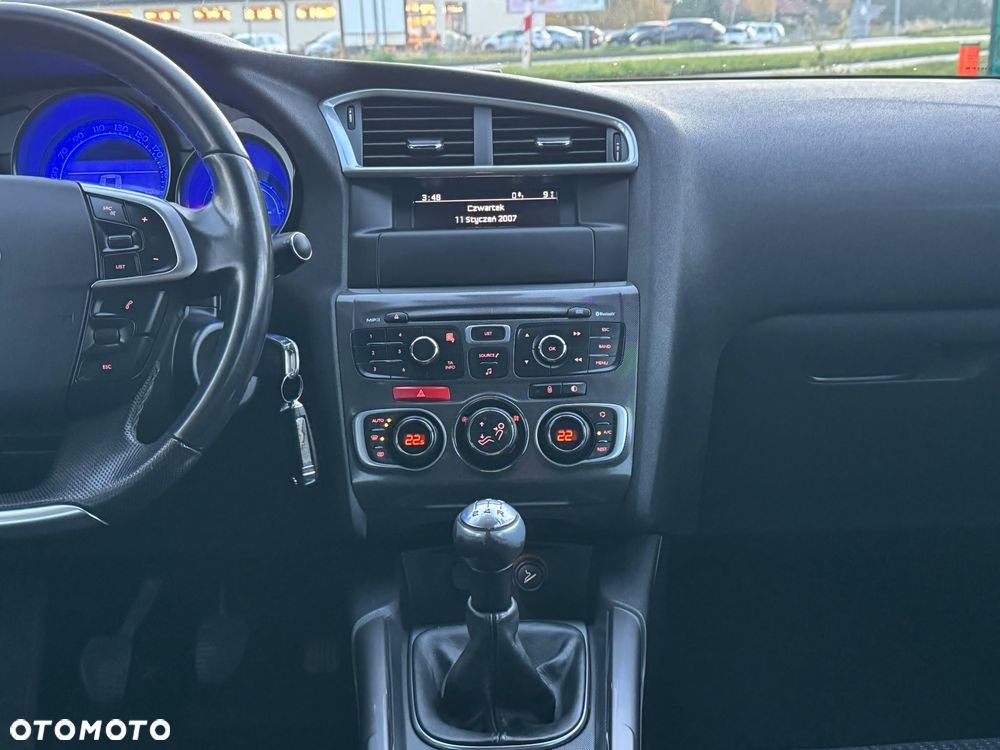 Citroën C4 VTi 120 Exclusive - 20