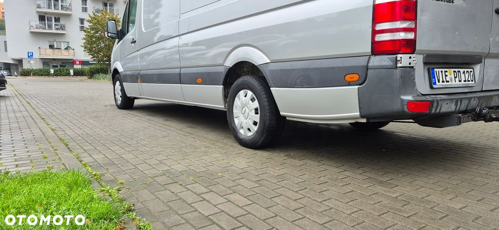 Mercedes-Benz Sprinter - 14