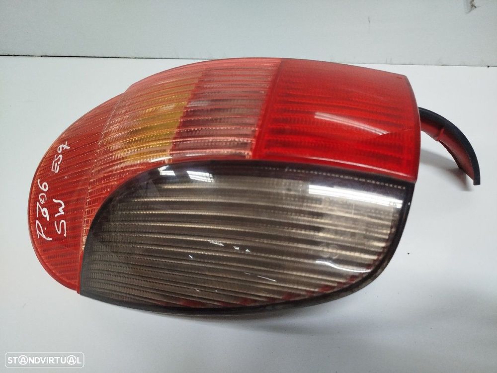 Farolim Stop Esq Peugeot 306 Break (7E, N3, N5) - 1