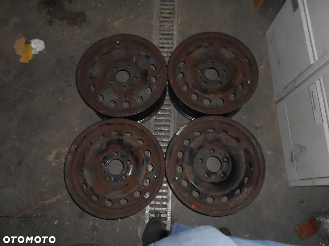 Felga stalowa Kia CEED VENGA OE 6.0" x 15" 5x114.3 ET 48 52910-1P000 - 1
