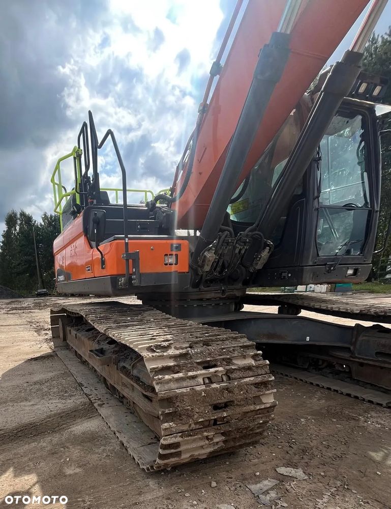Doosan DX 300  LC - 7 KOPARKA GĄSIENICOWA - 23