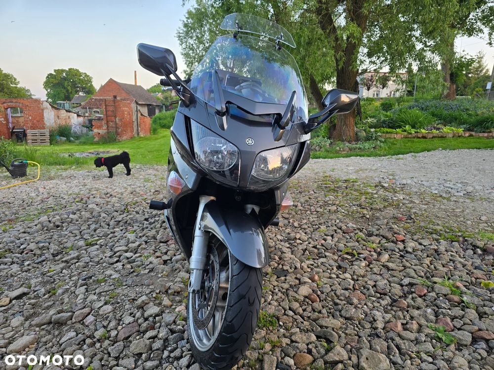 Yamaha FJR - 3
