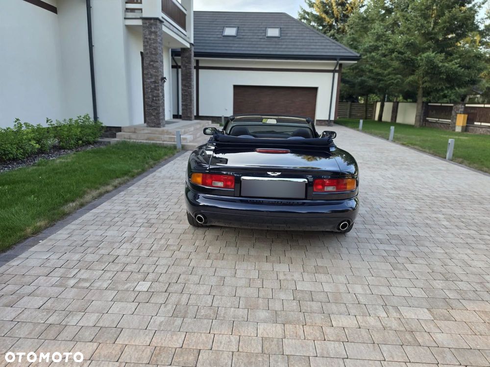 Aston Martin DB7 - 9
