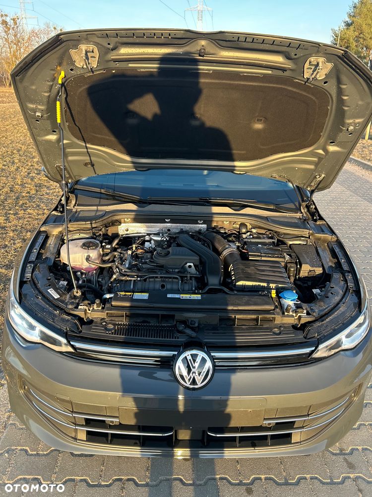 Volkswagen Golf 1.5 eTSI mHEV Special Edition DSG - 21