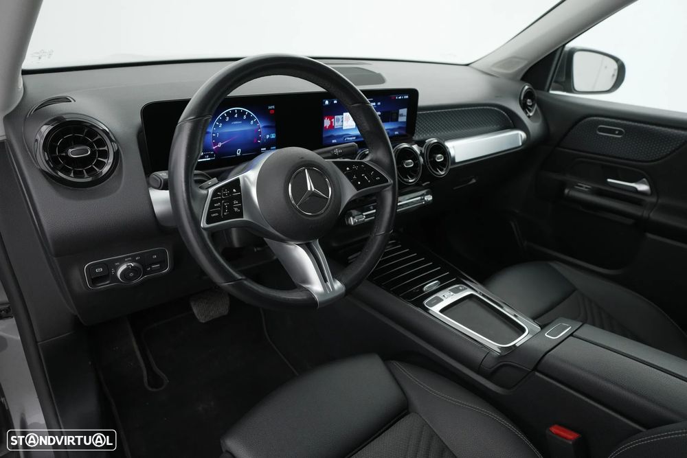 Mercedes-Benz GLB 200 Standard - 26