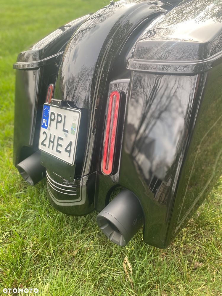 Harley-Davidson Touring Road King - 13