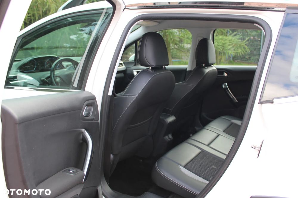 Peugeot 2008 PureTech 110 Stop&Start Allure - 11