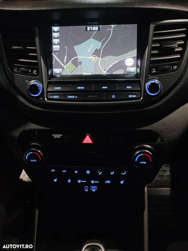 Hyundai Tucson blue 1.6 GDi 2WD Passion - 15
