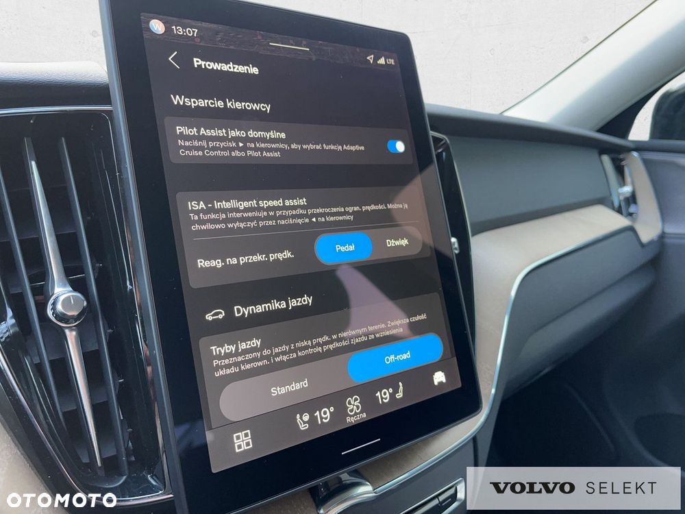 Volvo XC 60 - 25