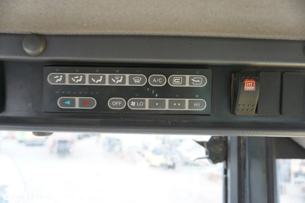 Komatsu WA320-5H Szybkozłącze - 18