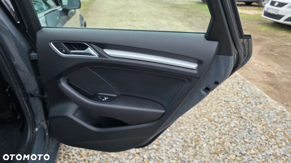 Audi A3 Limousine 2.0 TFSI quattro S tronic design - 19