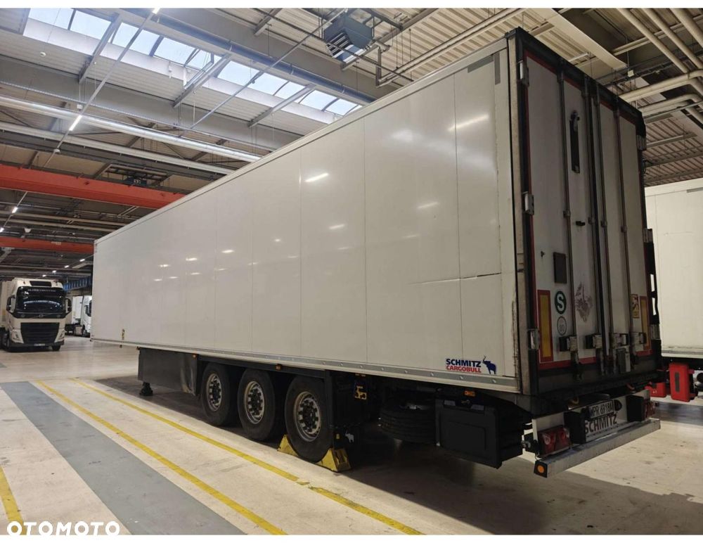 Schmitz Cargobull SKO FP 60 ThermoKing SLXi 300 - 4