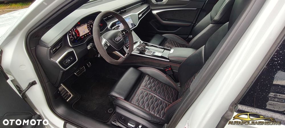 Audi RS6 Avant - 25