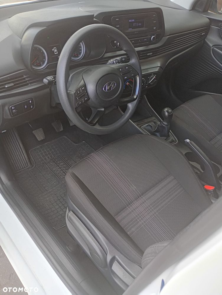 Hyundai i20 1.2 Cool - 10