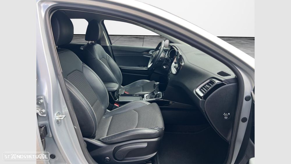 Kia Ceed 1.0 T-GDI Drive - 13