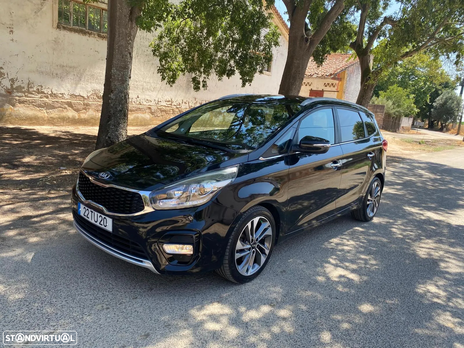 Kia Carens 1.7 CRDi ISG TX - 4