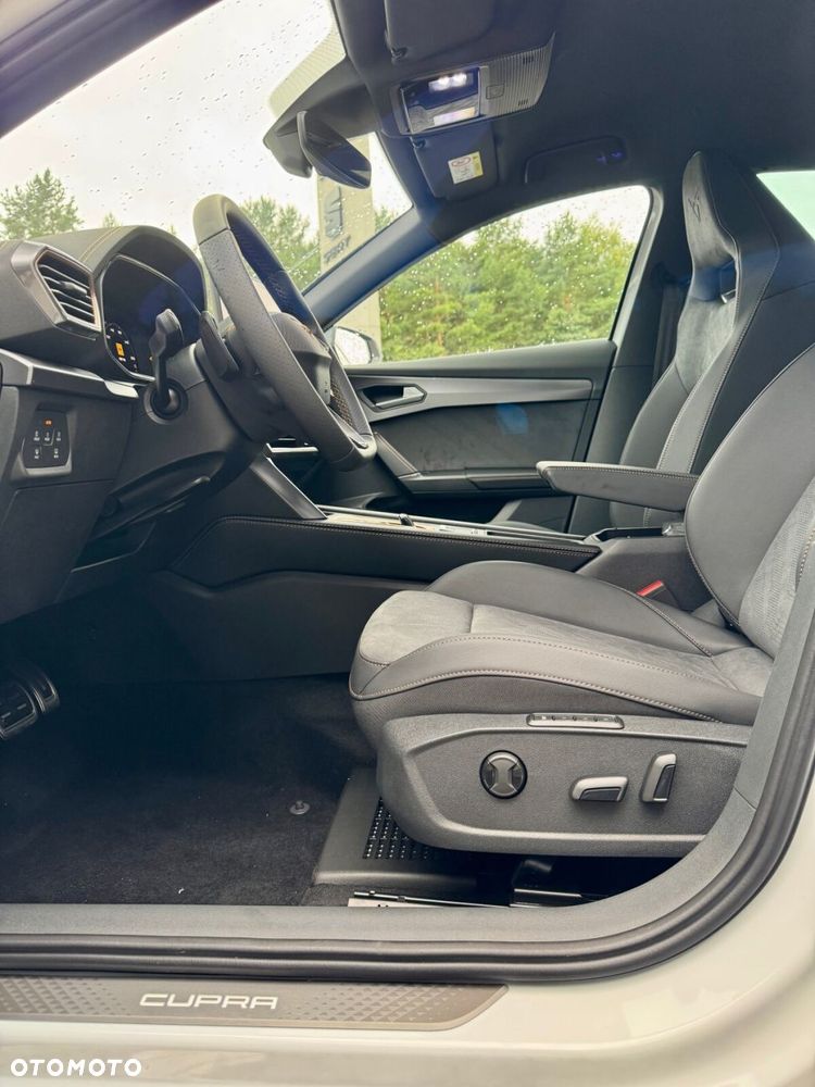 Cupra Formentor 1.5 eTSI mHEV DSG - 24