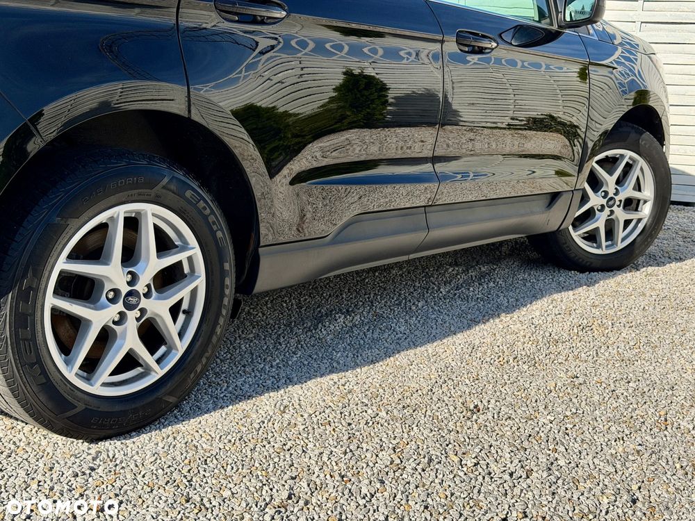 Ford Edge - 32
