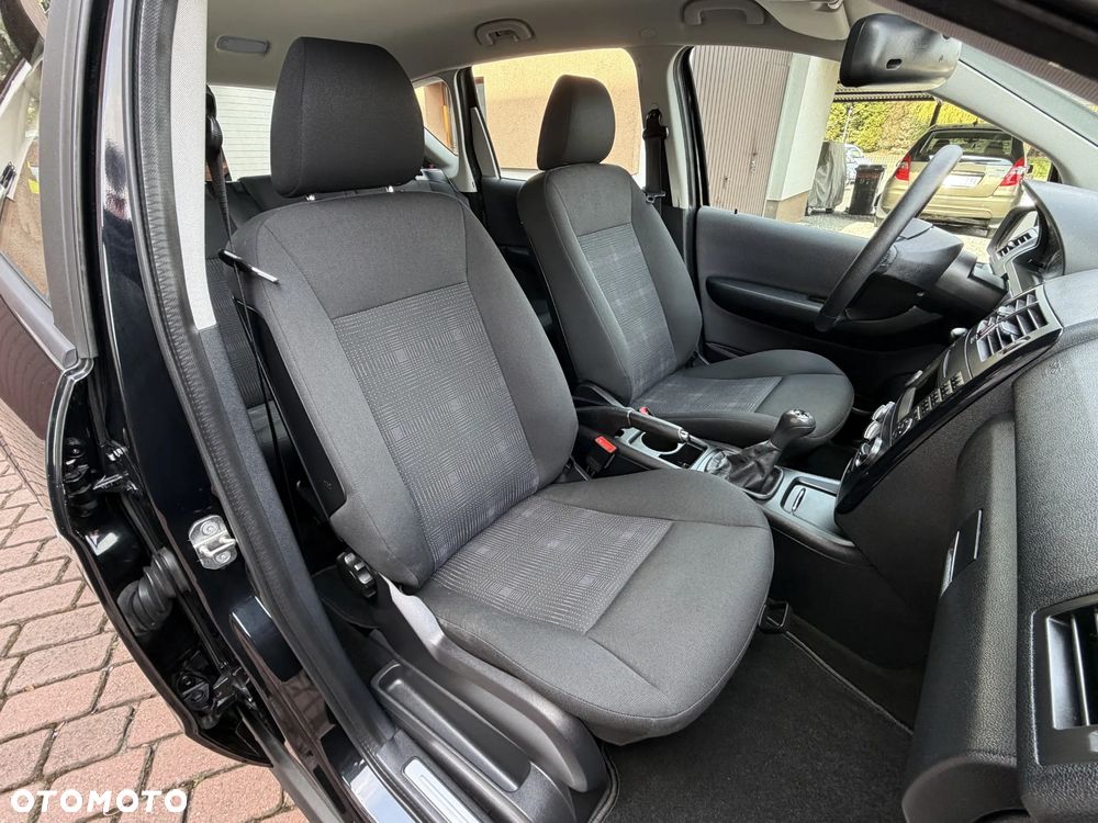 Mercedes-Benz Klasa A 150 Elegance Edition 10 - 28