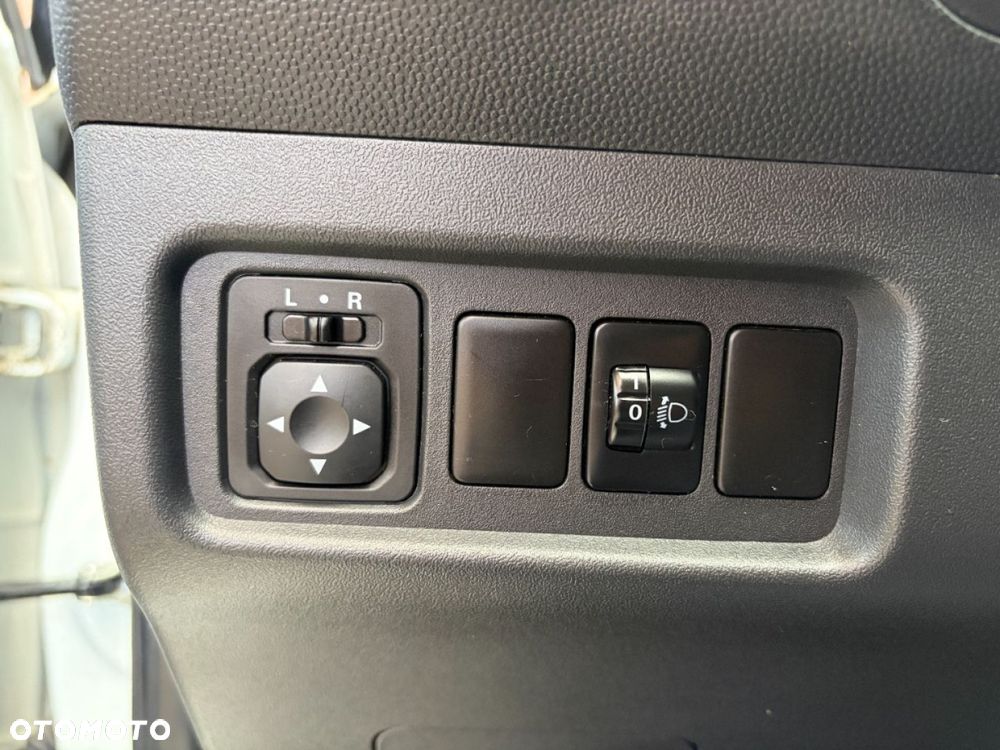 Mitsubishi Space Star 1.2 Intense SDA CVT - 19