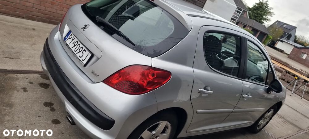 Peugeot 207 1.6 HDi - 3