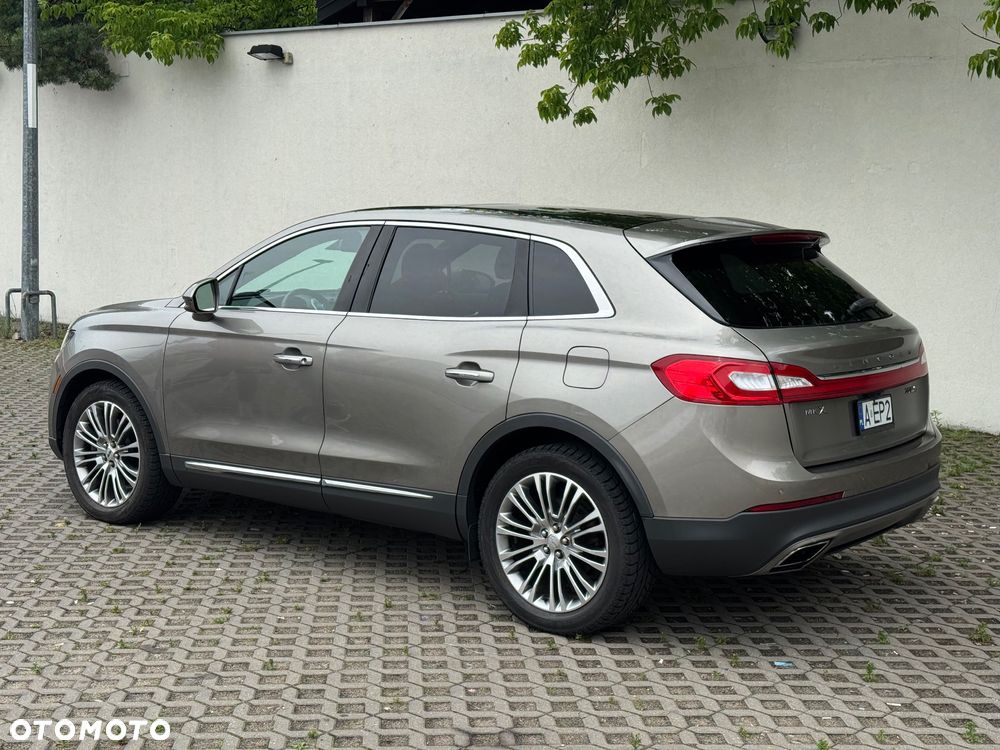 Lincoln MKX - 13