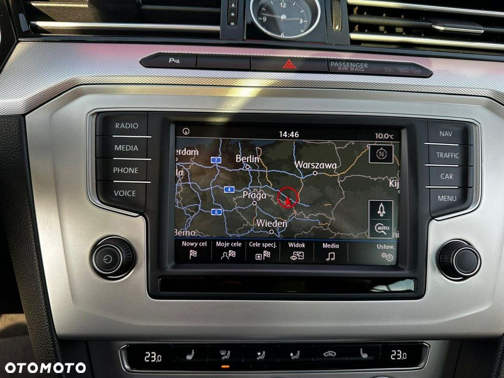 Volkswagen Passat Variant - 24