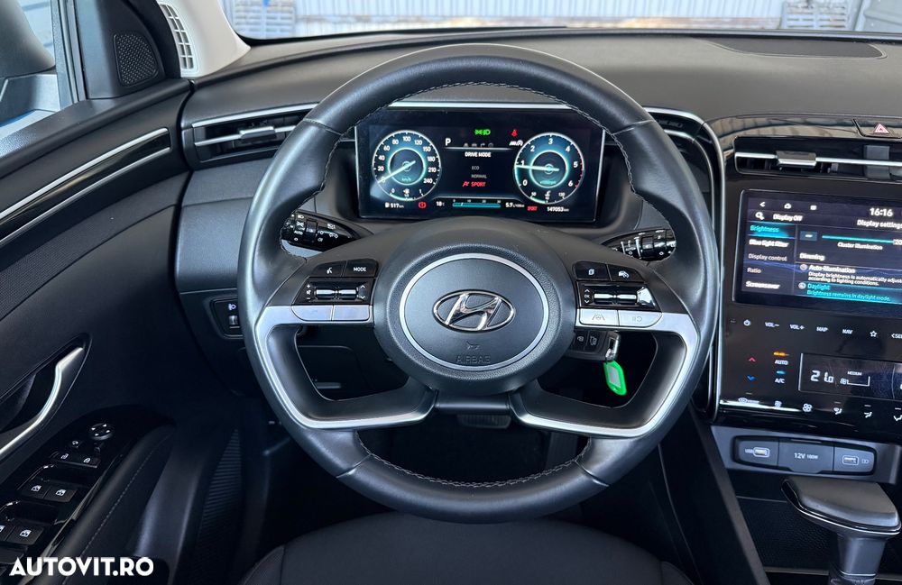 Hyundai Tucson 1.6 CRDi 48V-Hybrid 4WD DCT Select - 33